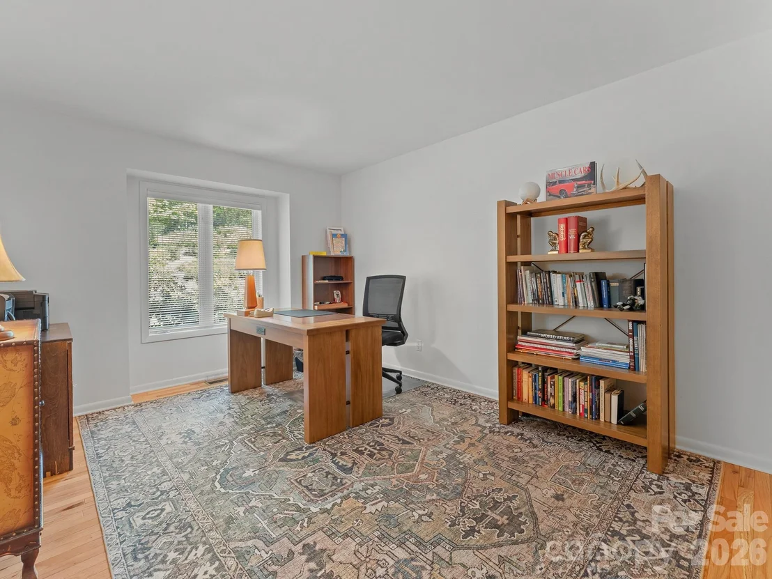 Photo of 5 Jackson Grove S