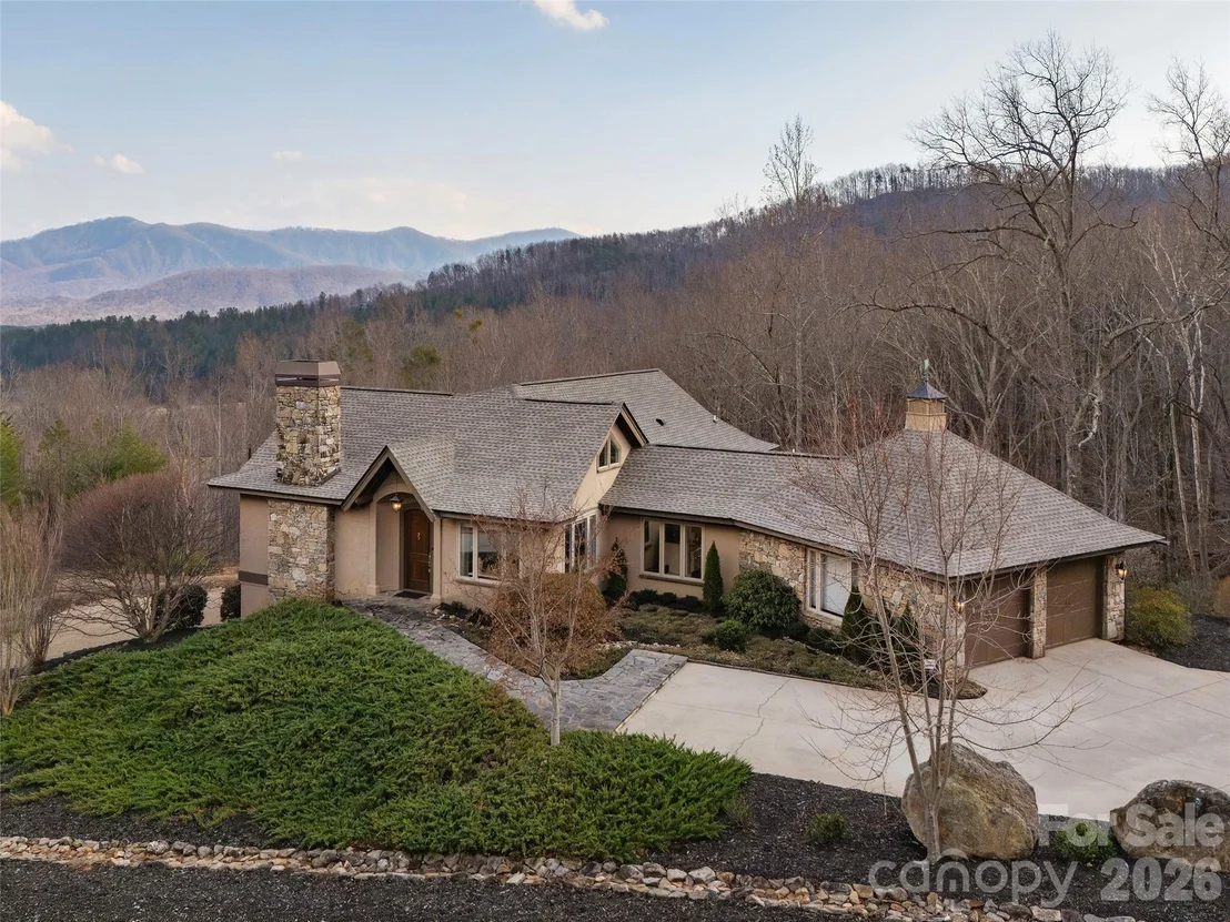 Photo of 2435 Deep Gap Farm Road E