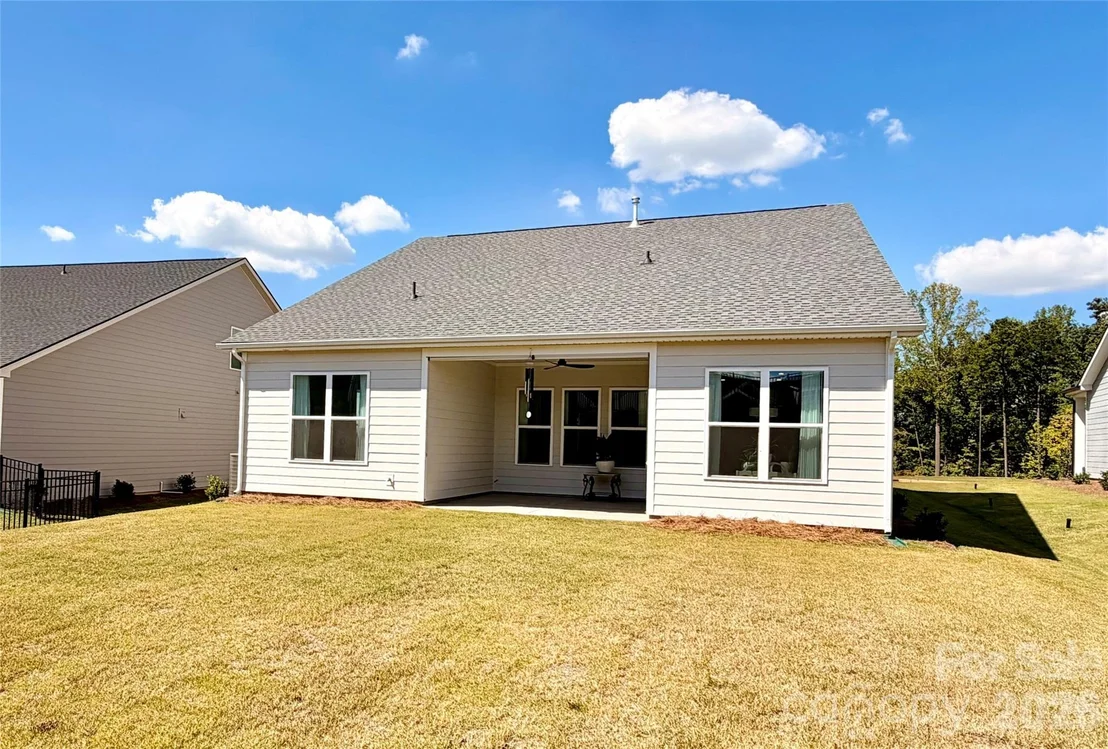 Photo of 1061 Pinecone Avenue