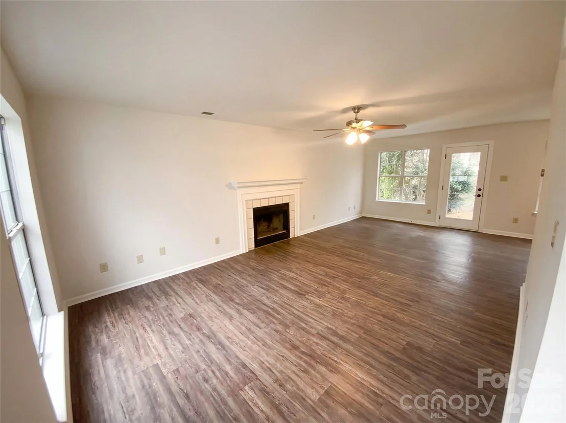 Photo of 5719 Rocbridge Lane