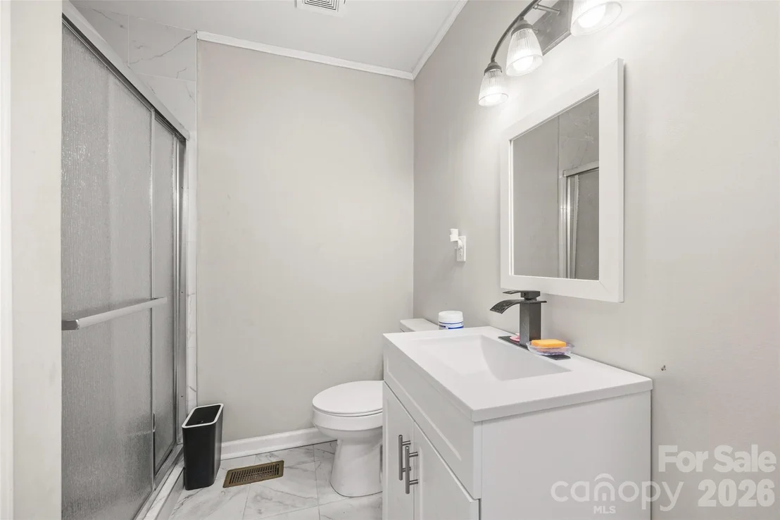 Photo of 2323 Hedgewood Circle