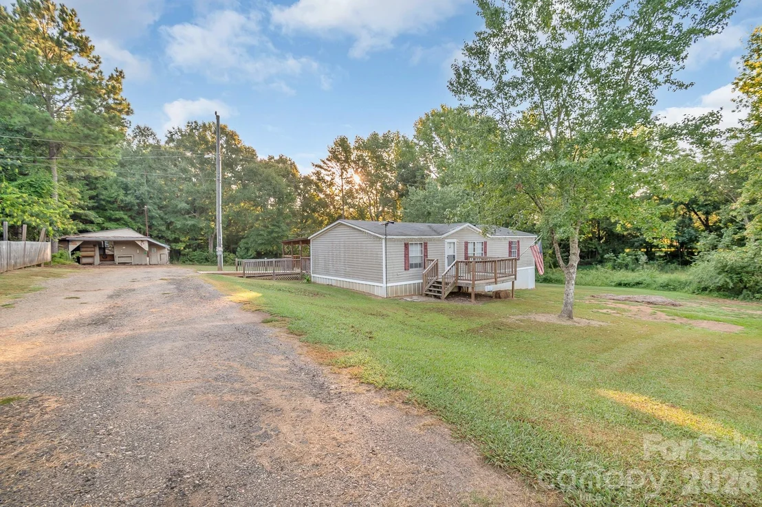 Photo of 185 Coot Sistare Road