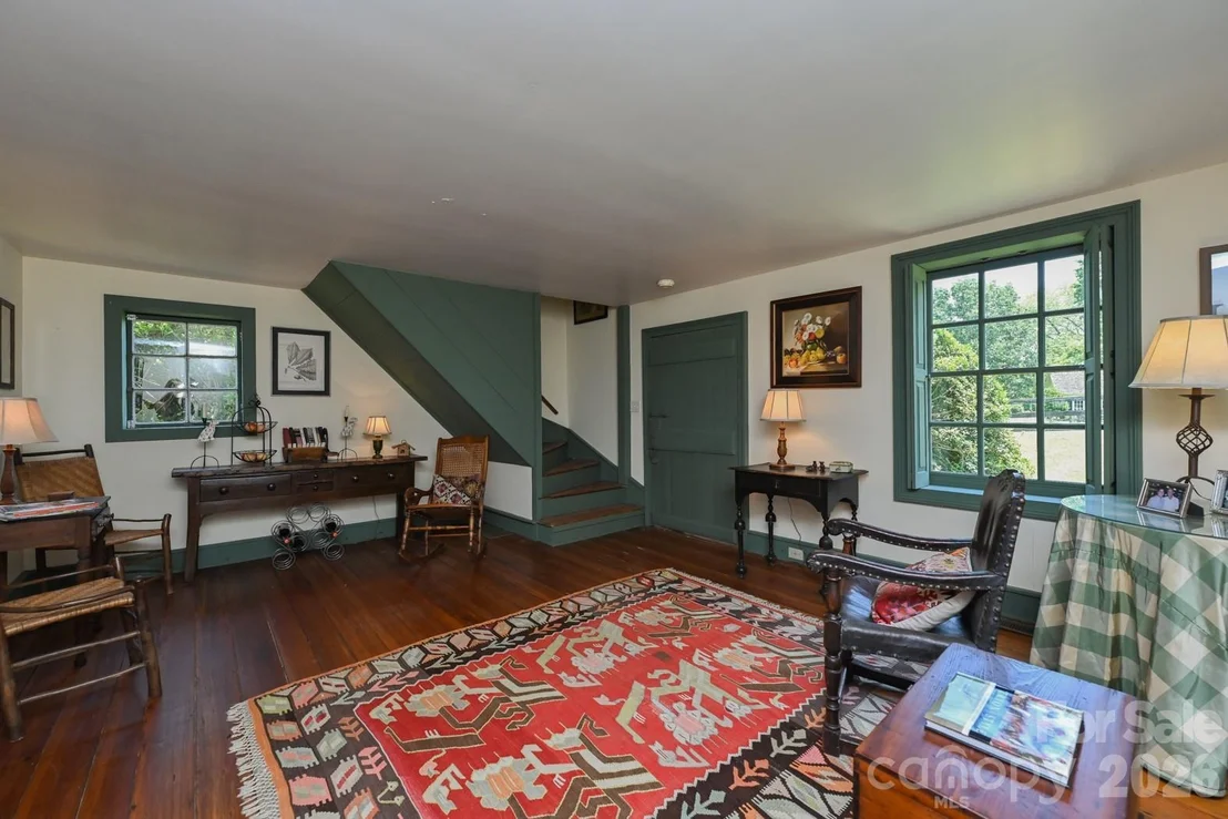 Photo of 835 Jackson Grove Road