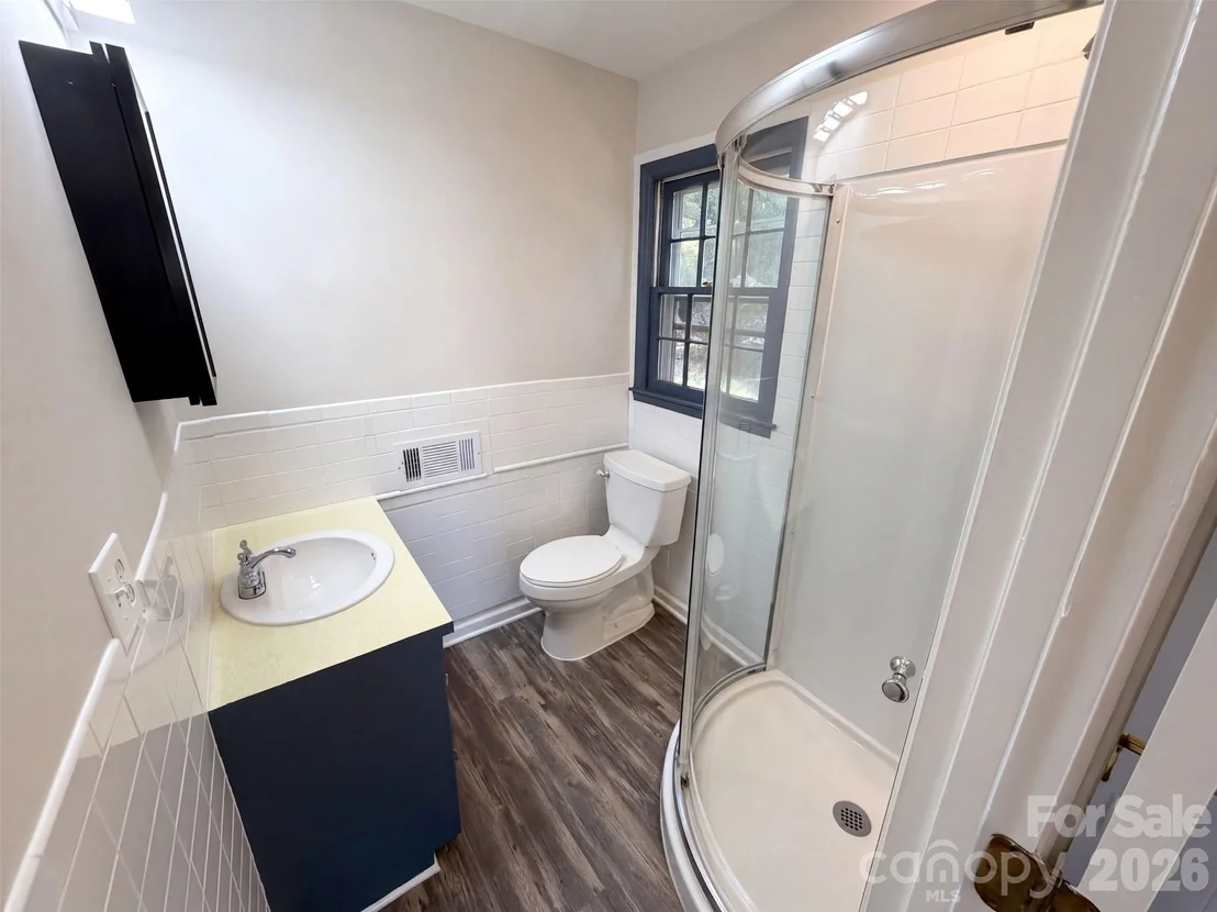 Photo of 1030 Mclaughlin Drive