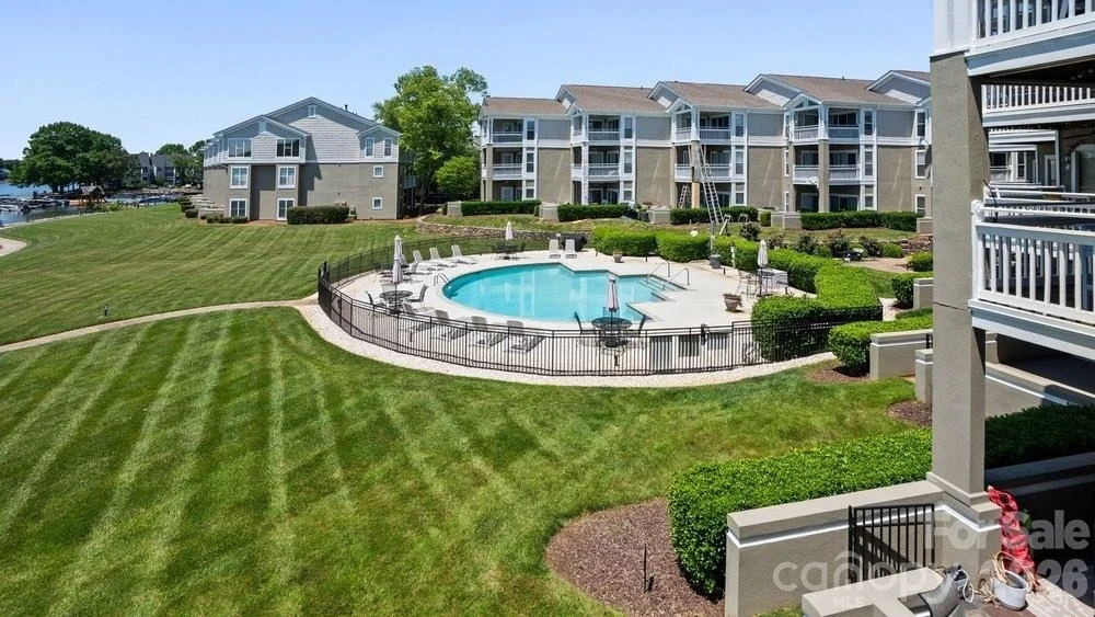 Photo of Unit 29 at 1338 Torrence Circle