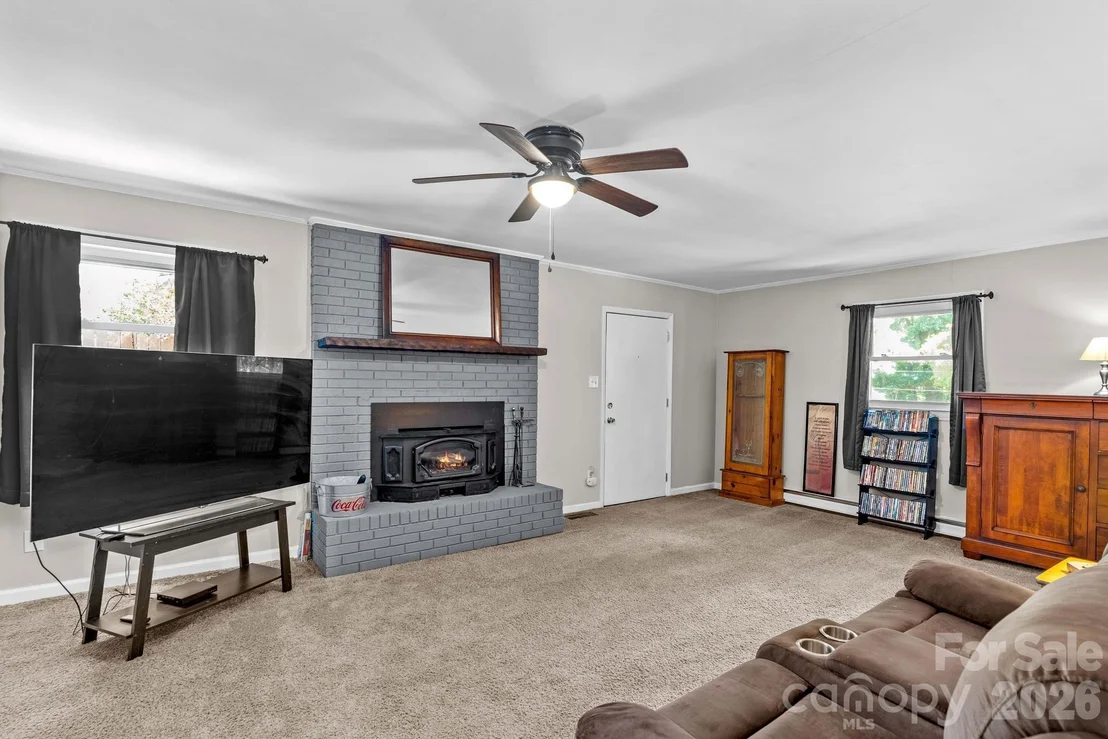 Photo of 320 Miller Drive
