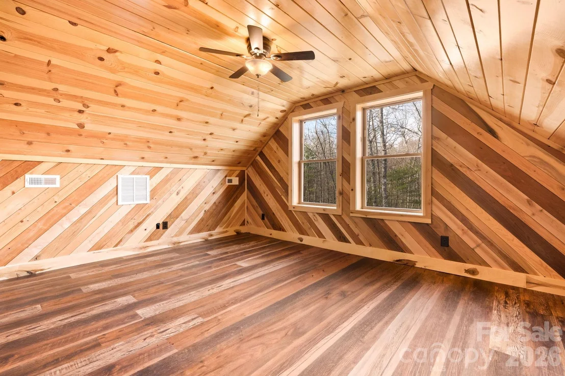 Photo of 449 Hampton Ridge Road