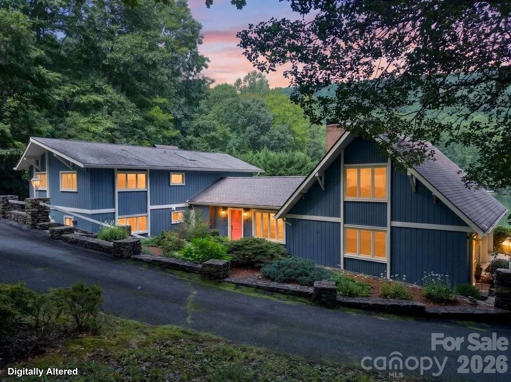 Photo of 865 Haven Drive