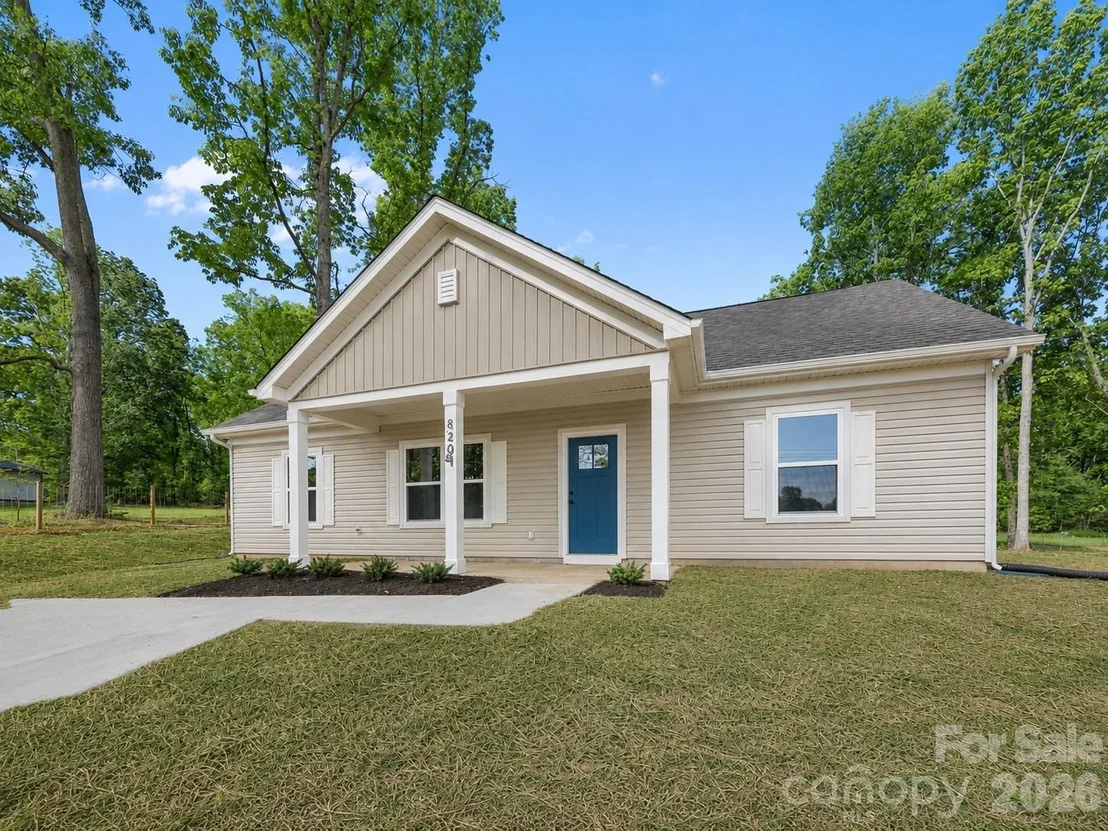 Photo of 820 Bethlehem Road