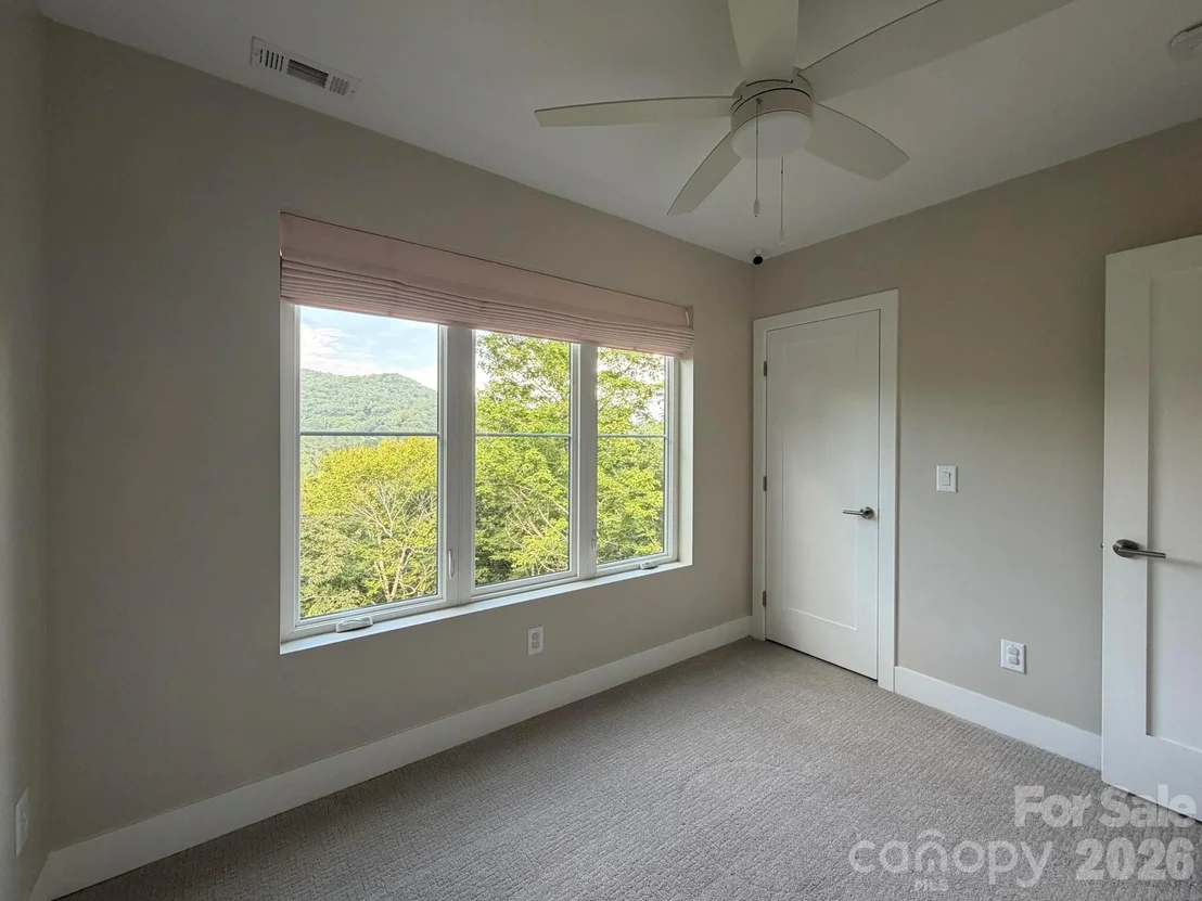 Photo of 70 Knobby Lane