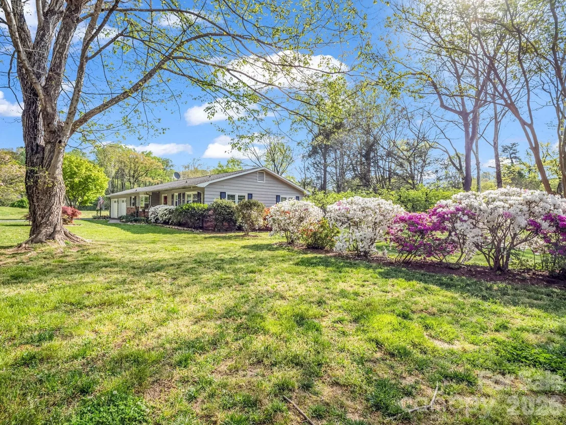 Photo of 120 Warrior Drive