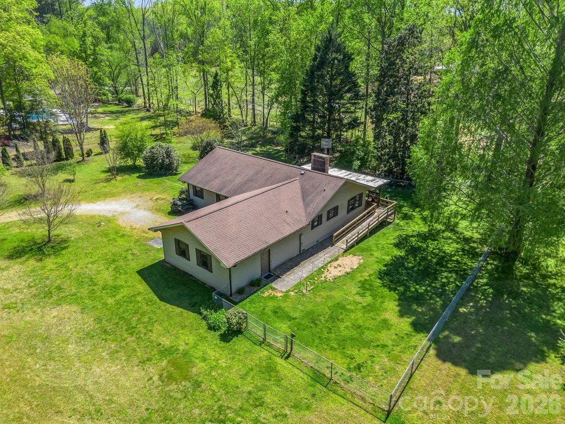 Photo of 80 Fox Briar Drive