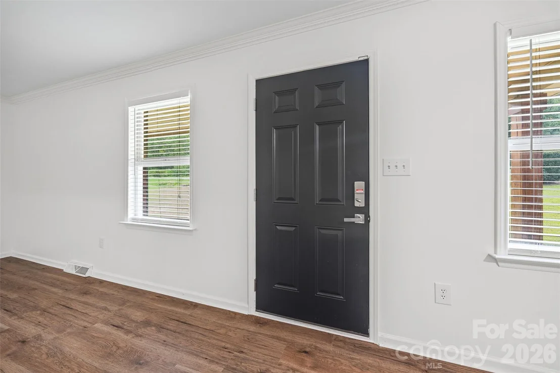 Photo of 281 Schoolside Drive