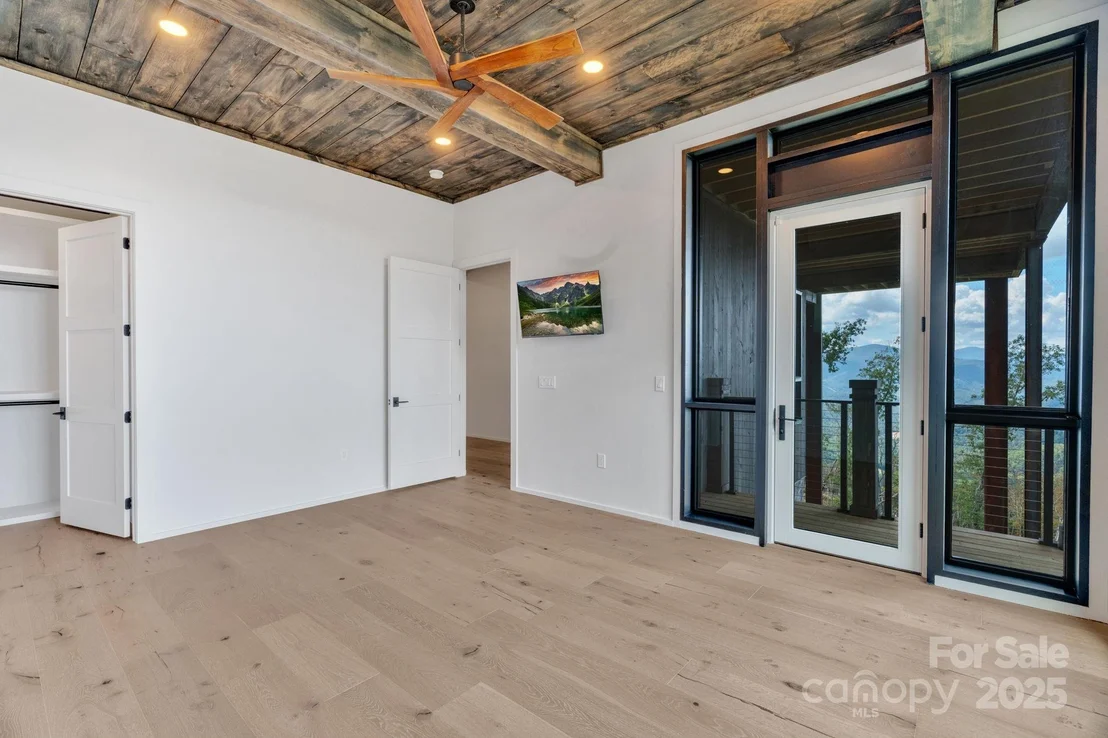 Photo of 294 Silver Eagle Trail