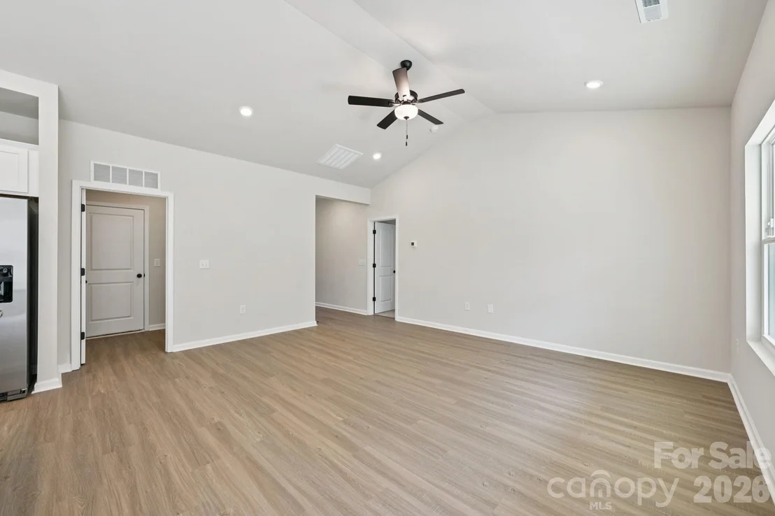 Photo of 802 Willow Estates Drive