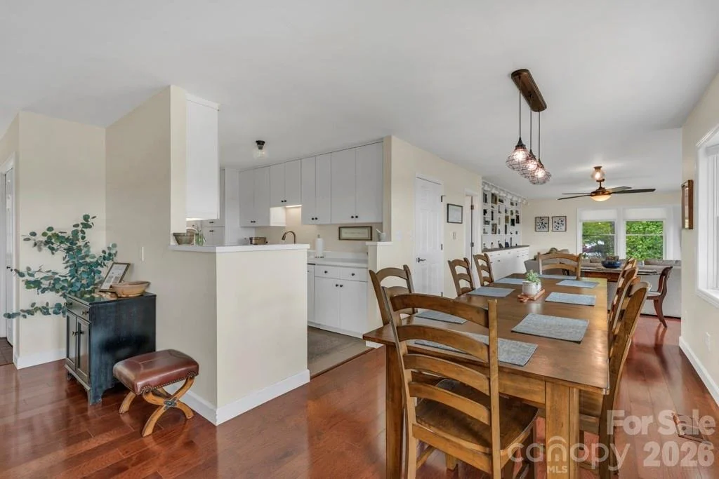 Photo of 784 Alpine Drive