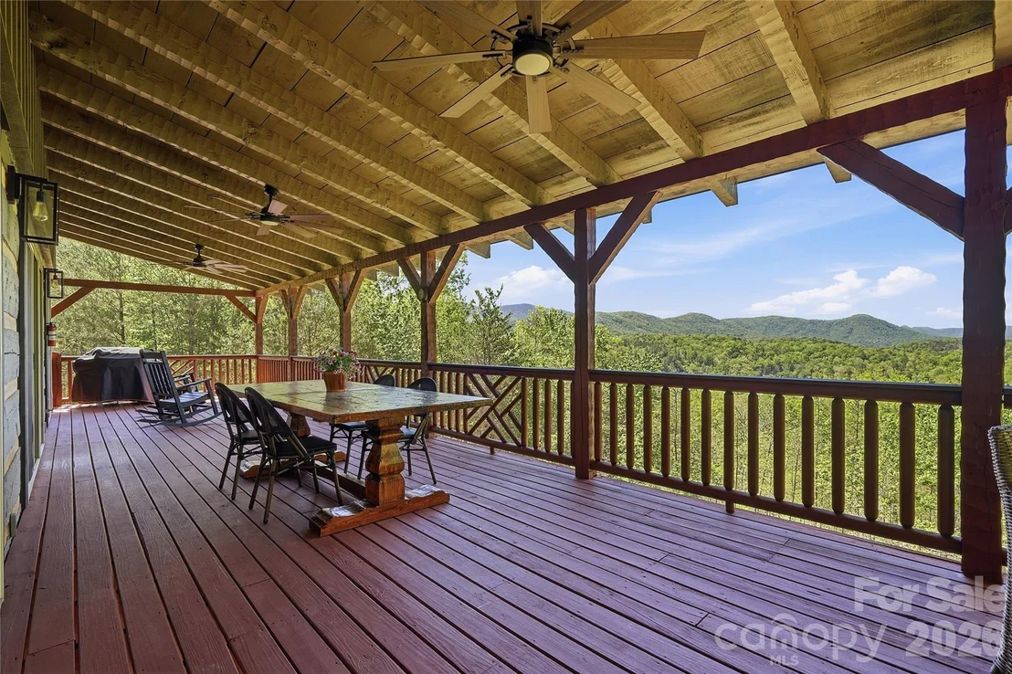 Photo of 723 N Highland Road