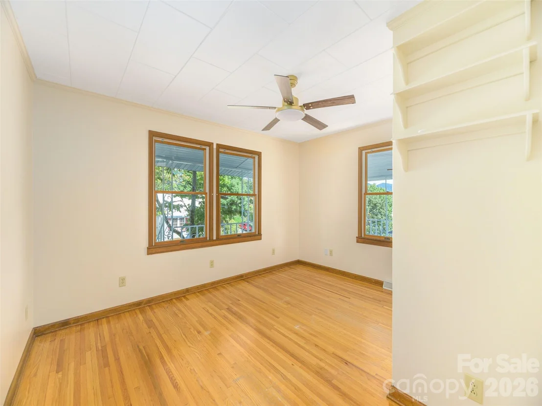 Photo of 135 Patton Avenue