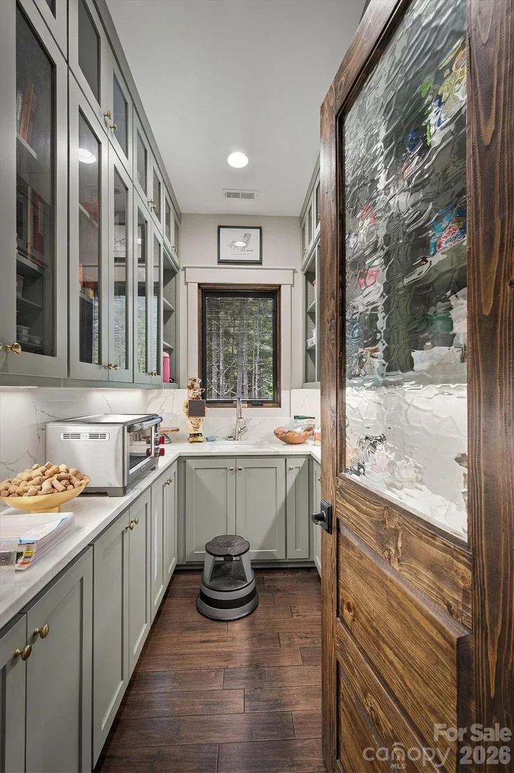 Photo of 155 Otter Waller Drive