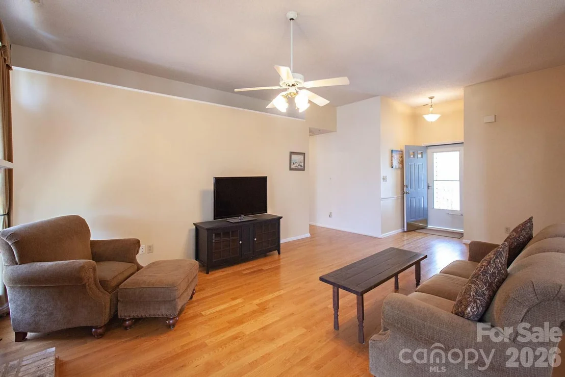 Photo of 14621 Smith Road