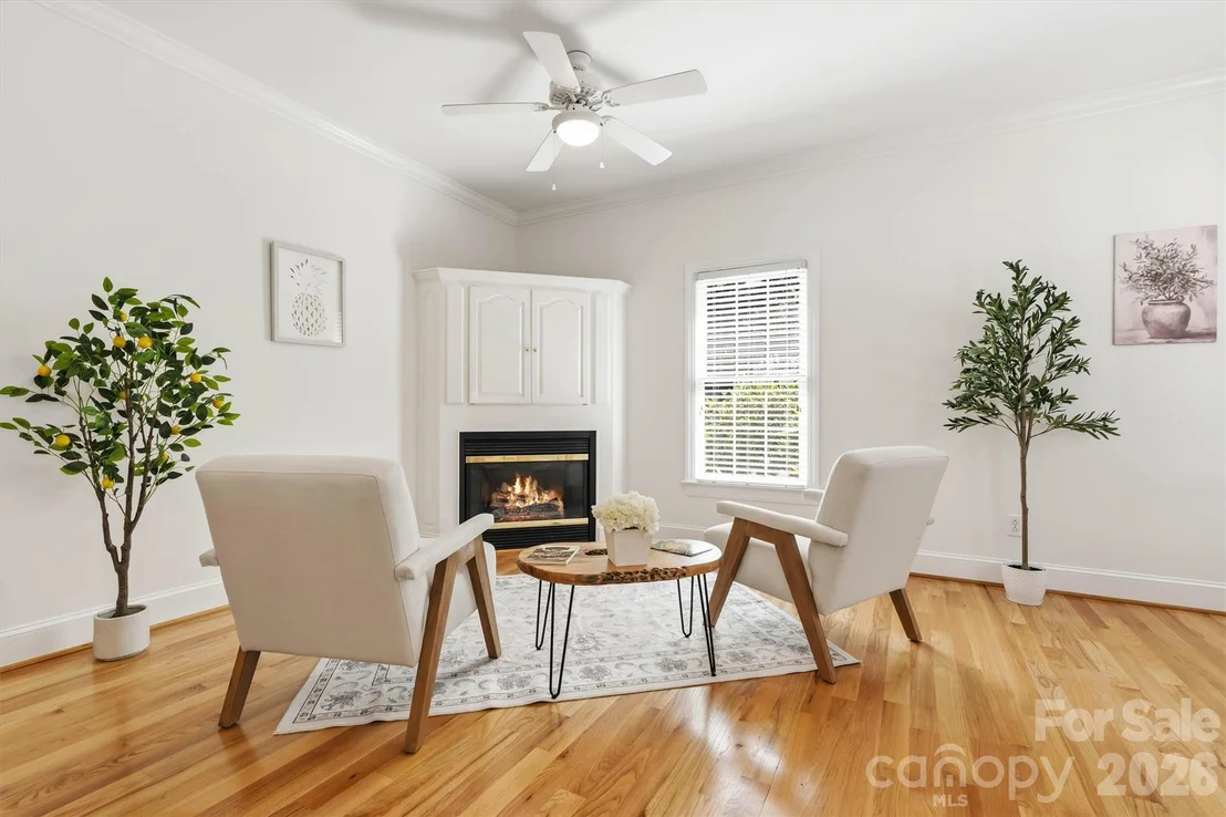 Photo of 675 Heather Drive