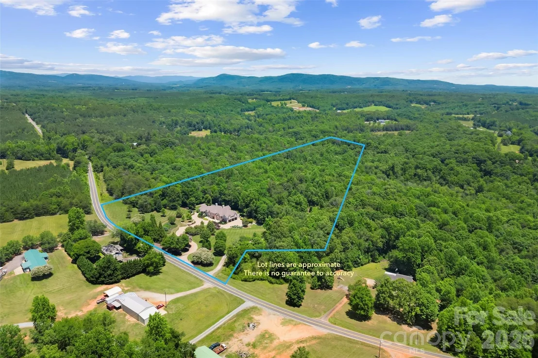 Photo of 1090 Pearidge Road