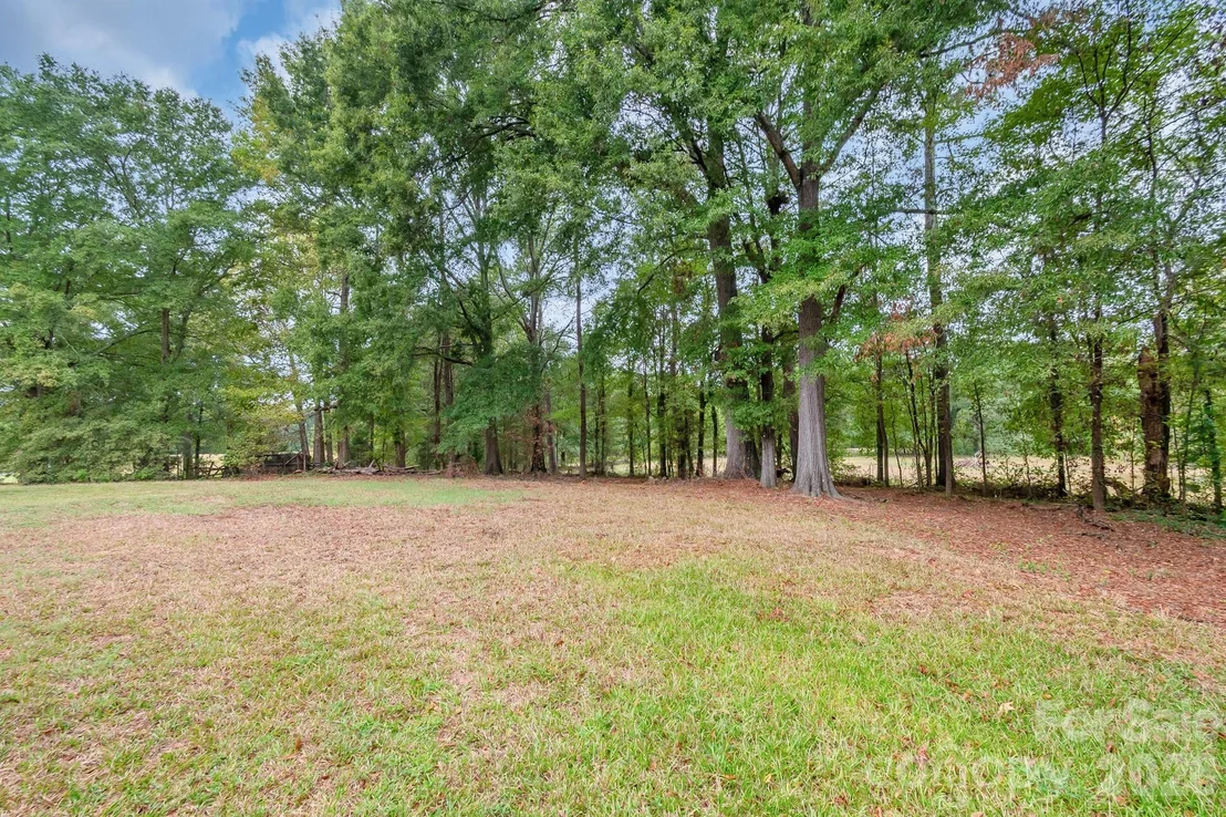 Photo of 1726 Denton Hill Road