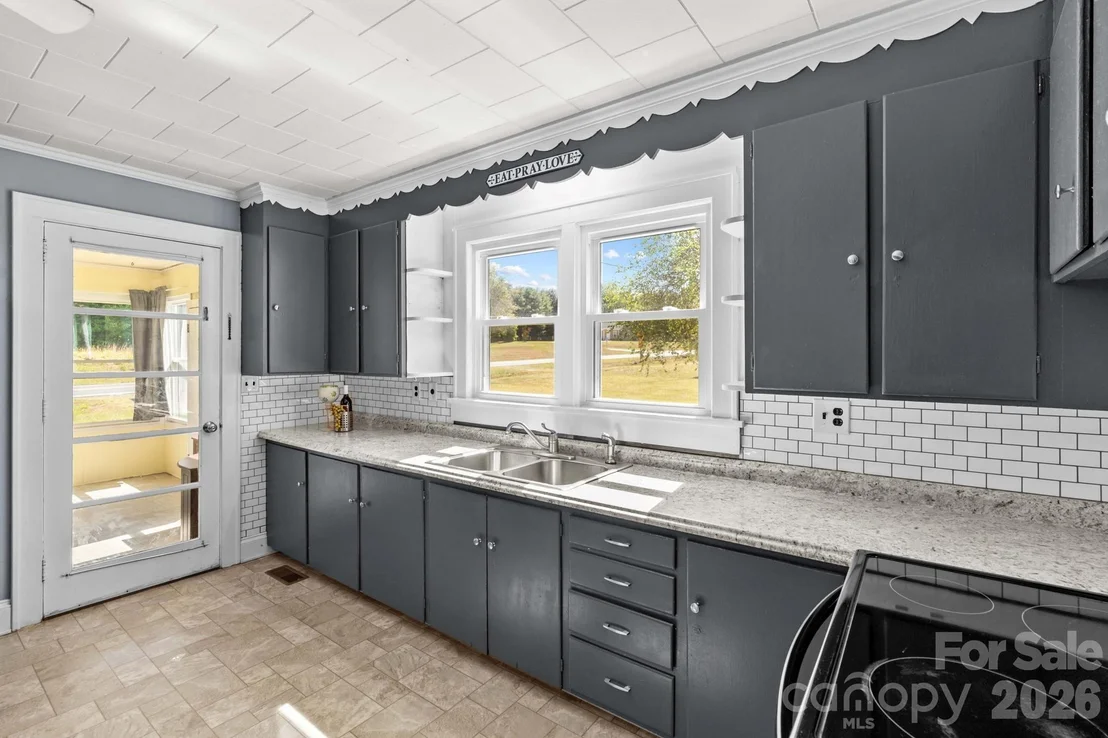 Photo of 3755 Bringle Ferry Road