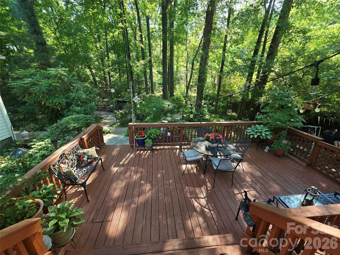 Photo of 10112 Idlewild Road