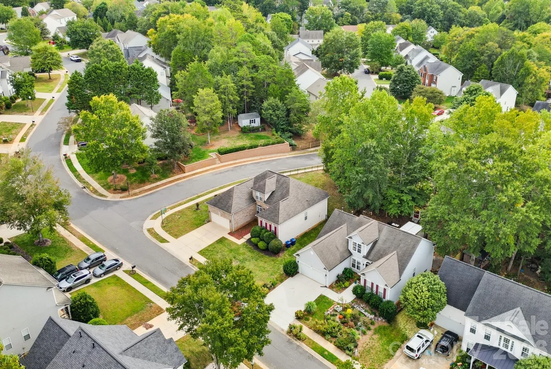 Photo of 13330 Edgetree Drive