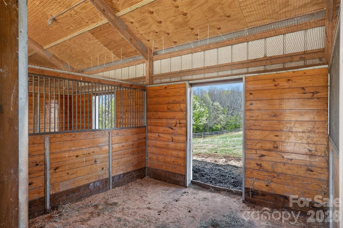 Photo of 341 Ridings Road