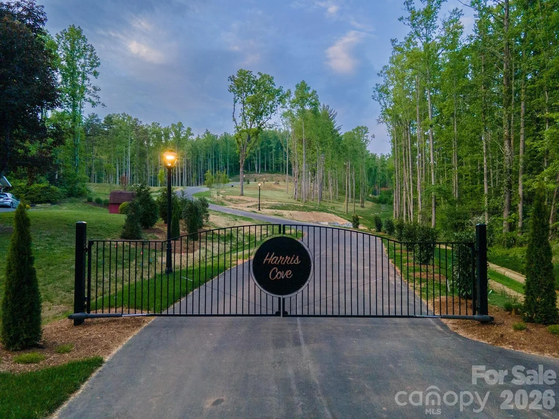 Photo of 415 Fairview Drive