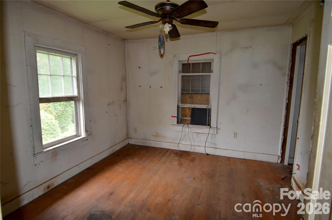 Photo of 440 Hillcrest Drive