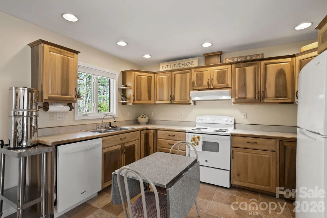 Photo of 367 Crescent Street