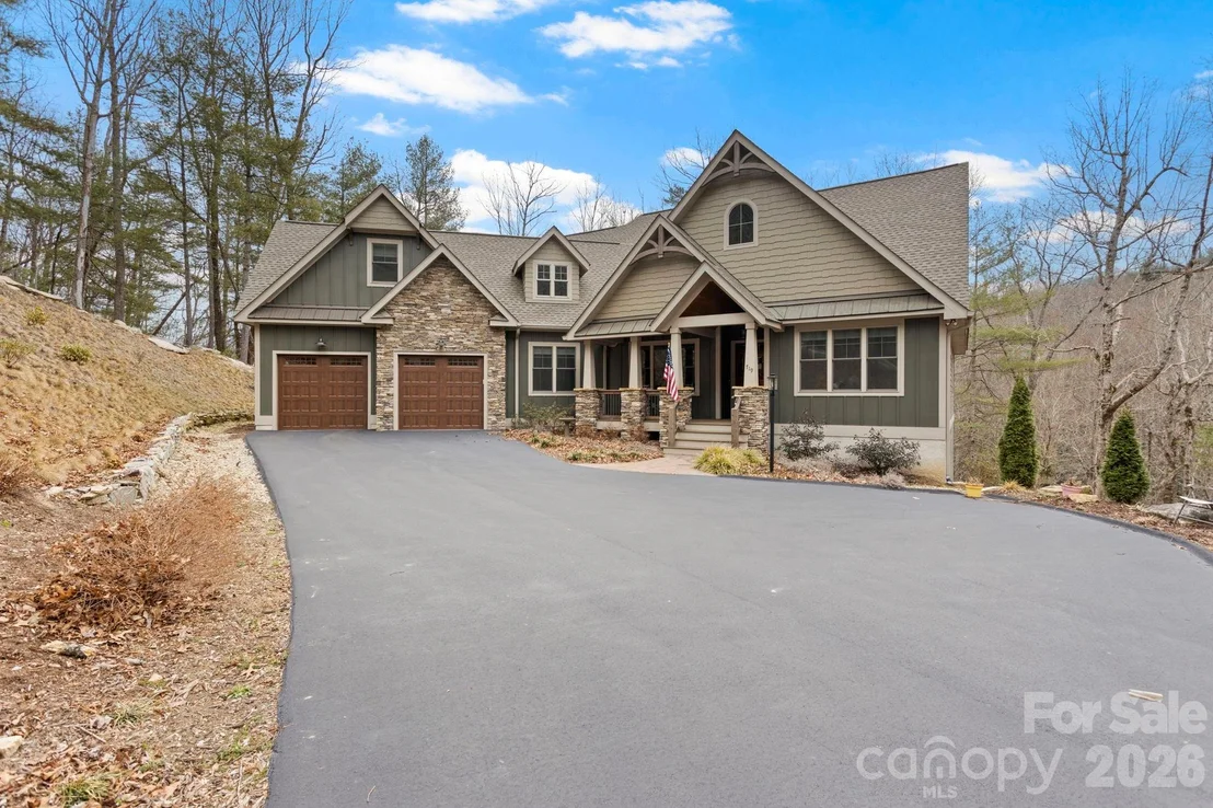 Photo of 719 Overlook Drive