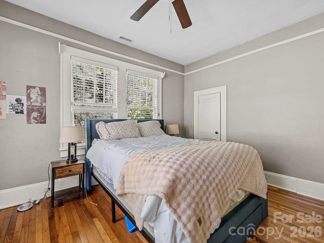 Photo of 110 Grady Avenue