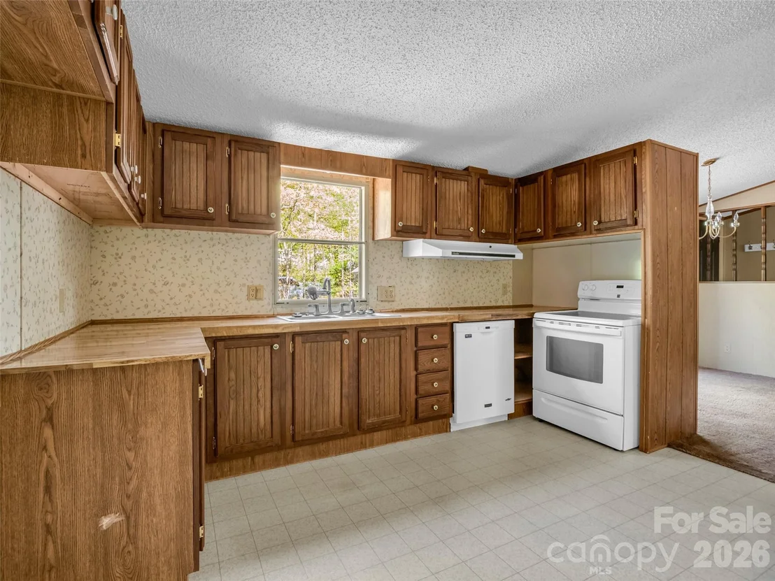 Photo of 203 Rogat Road