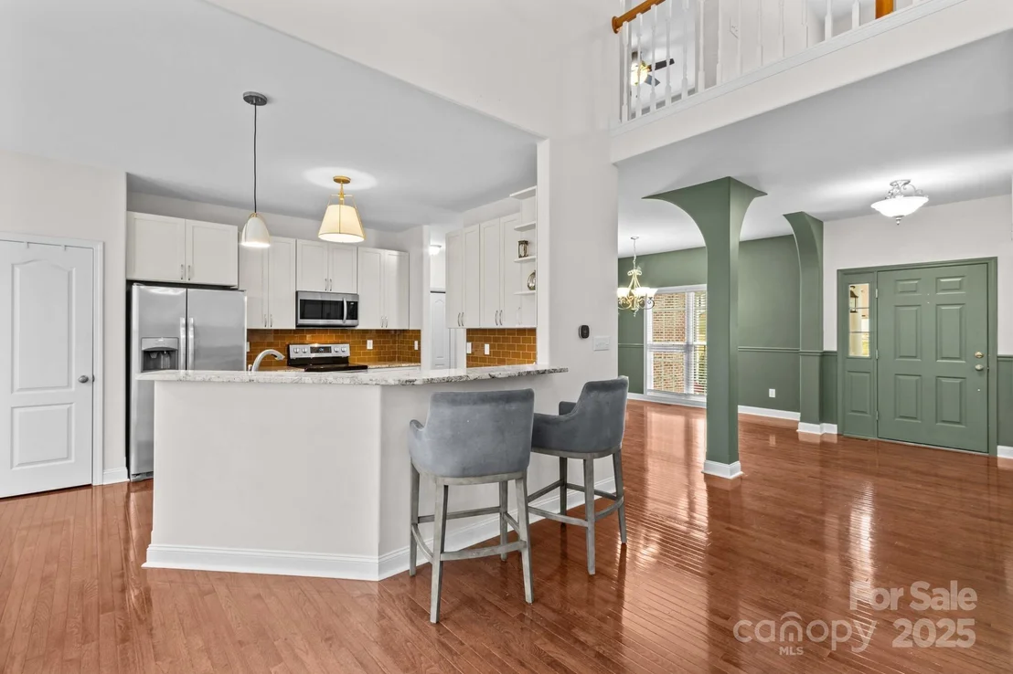 Photo of 415 Autumnlight Drive