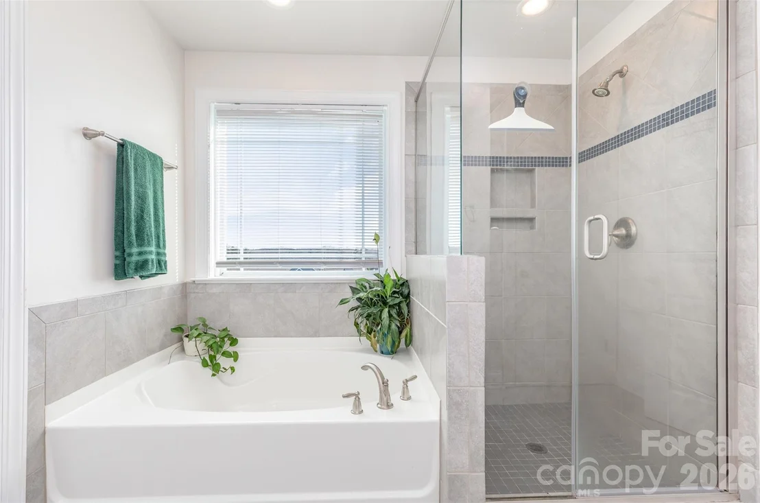 Photo of 128 Longleaf Drive