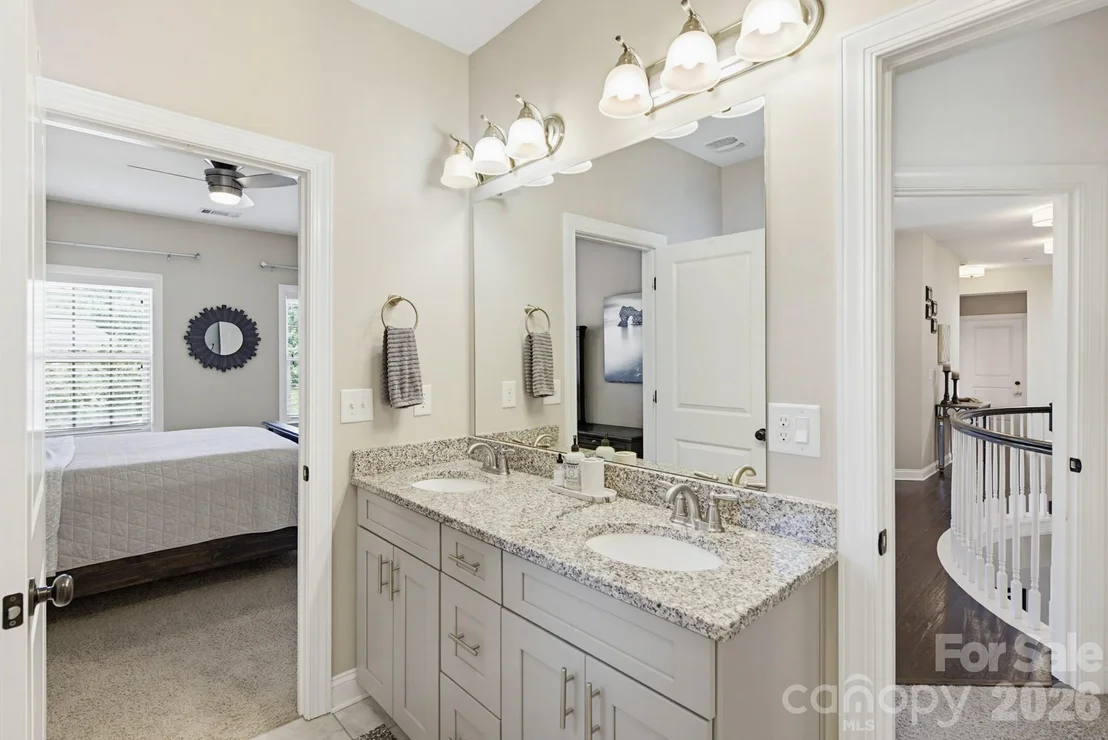 Photo of 3083 Twin Lakes Drive