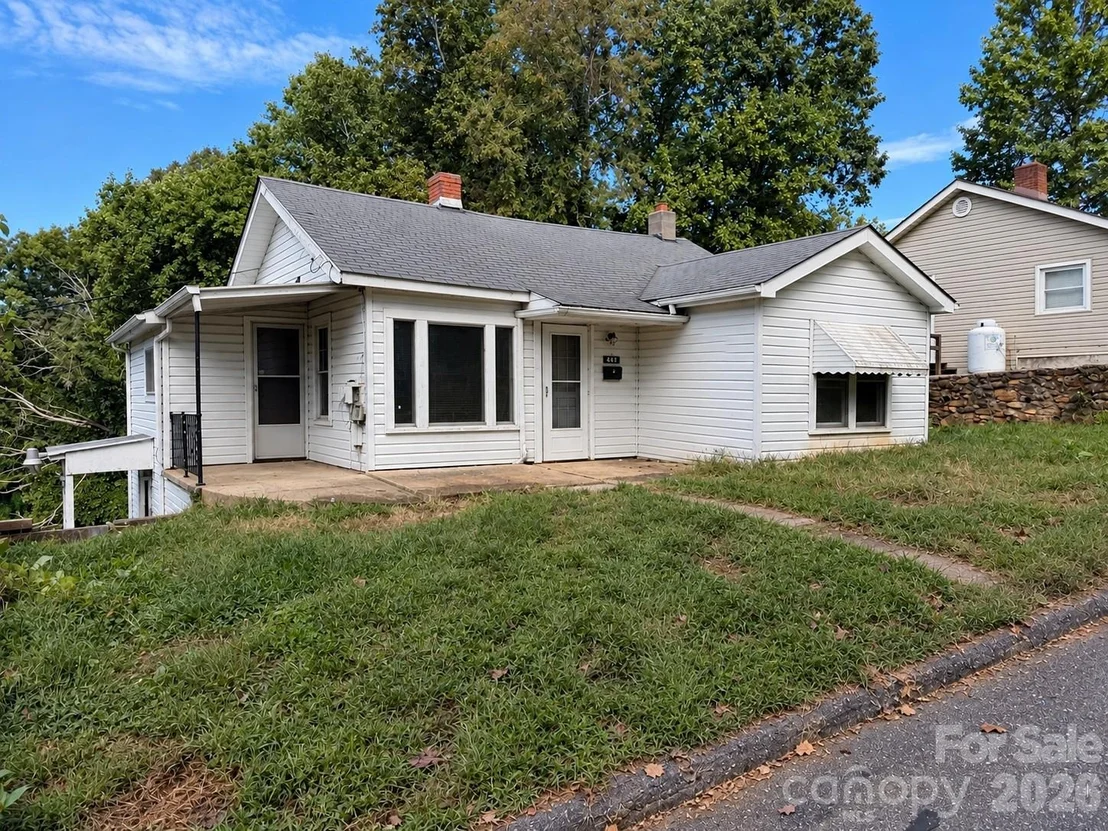Photo of 440 Hillcrest Drive