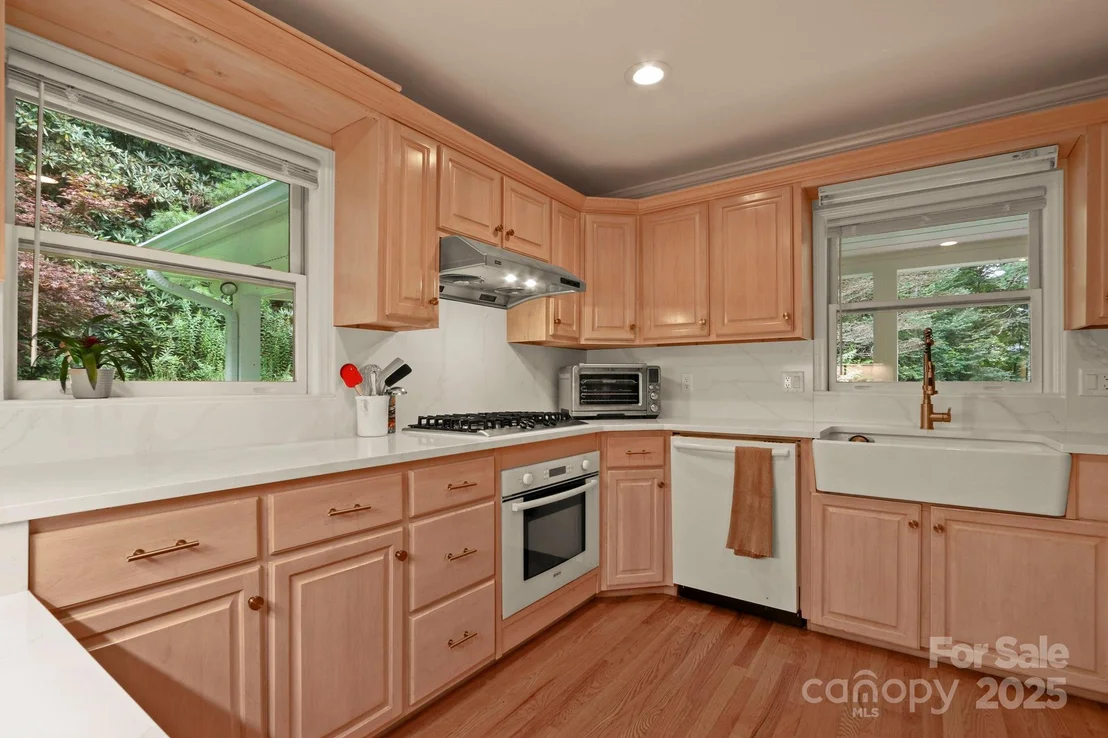 Photo of 127 Boulder Lane