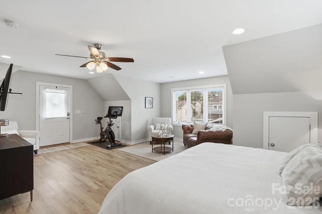 Photo of 2501 Marshall Place