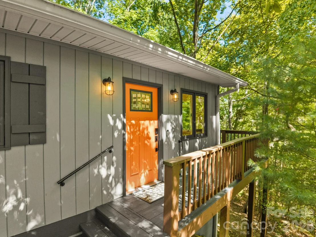 Photo of 1238 Soquili Drive