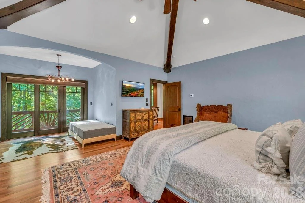 Photo of 355 Oakley Green None