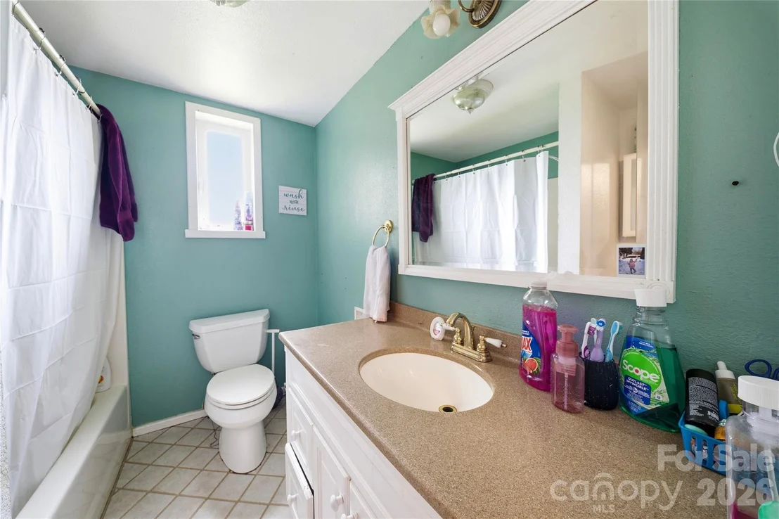 Photo of 307 Beverly Avenue