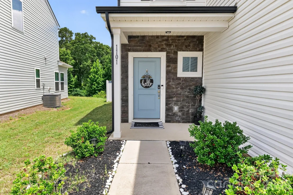 Photo of 1101 Freeman View Drive