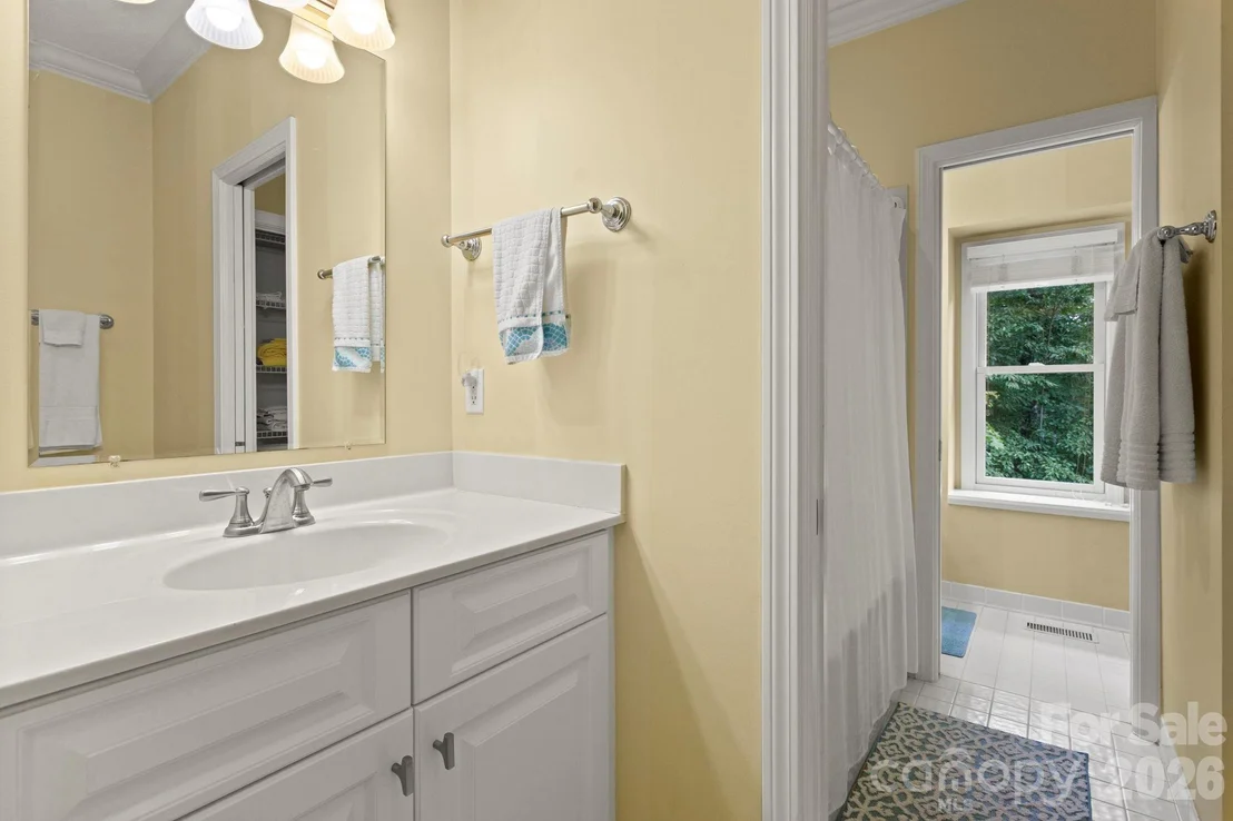 Photo of 324 Kenmure Drive