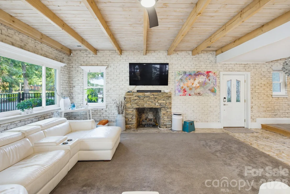 Photo of 5401 Mountain Point Lane