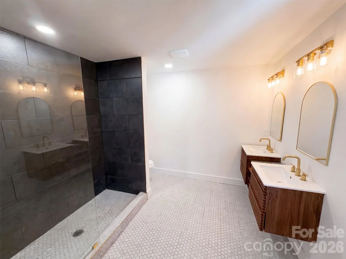 Photo of 4200 Abbeydale Drive